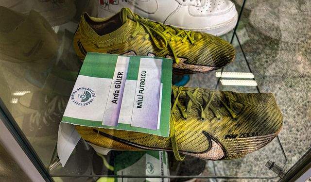 Milli Yıldızı, Real Madrid’e Transfer Ettiren Kramponlar Bu Müzede