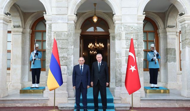 Erdoğan, Ermenistan Başbakanı'nı Kabul Etti