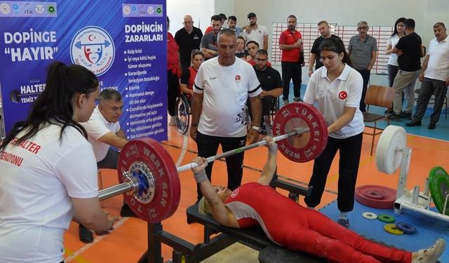Gaziantepli Sporcular Şampiyonluk  İçin Ter Döktü
