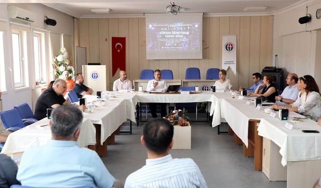 GAÜN’de Yapay Zekâ Masaya Yatırıldı