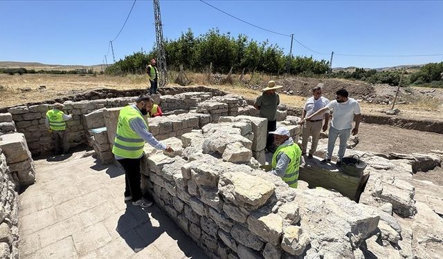 Tarihi Hamam Gün Yüzüne Çıkarıldı