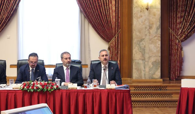 Gerekirse Hepimiz Baldıran Zehiri İçeceğiz