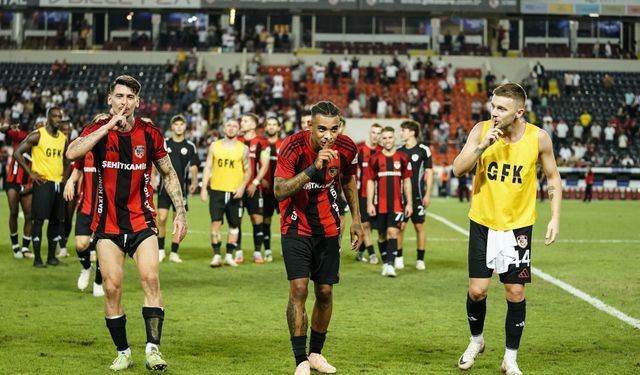 Bacuna ve Perez’ten Galibiyet Üçlüsü