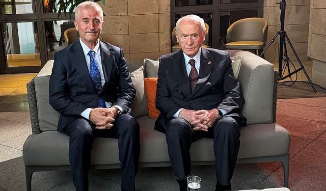 Tahmazoğlu Ahlat’ta Bahçeli ile Bir Araya Geldi