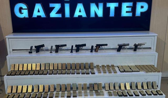 Gaziantep’te Cephanelik Gibi İş Yerine Baskın!