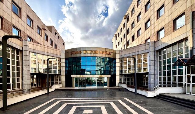 Büyükşehir'den Üniversite Öğrencilerine Tam Destek