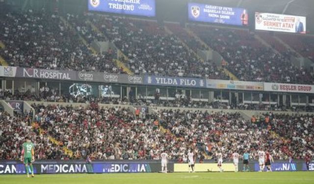 Burak Yılmaz’dan Taraftara Çağrı