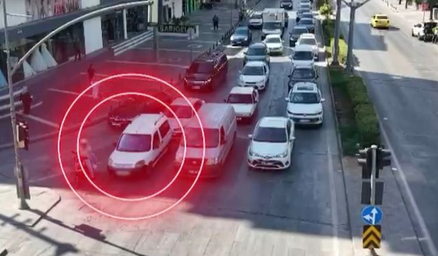 Gaziantep’te Hatalı Şerit Değiştirenler Yandı!