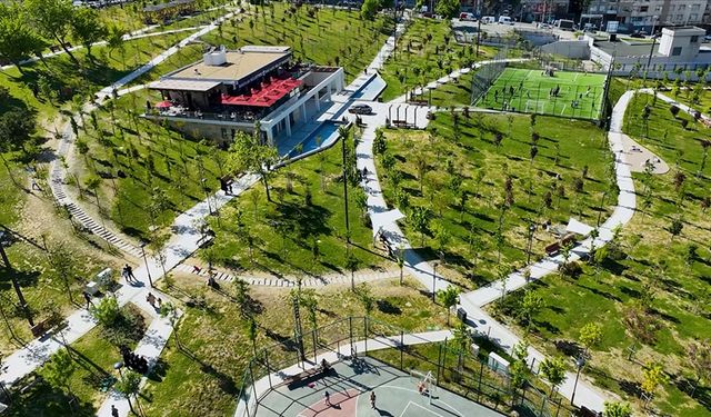 Büyük Parklar Acil Toplanma Alanına Dönüşüyor