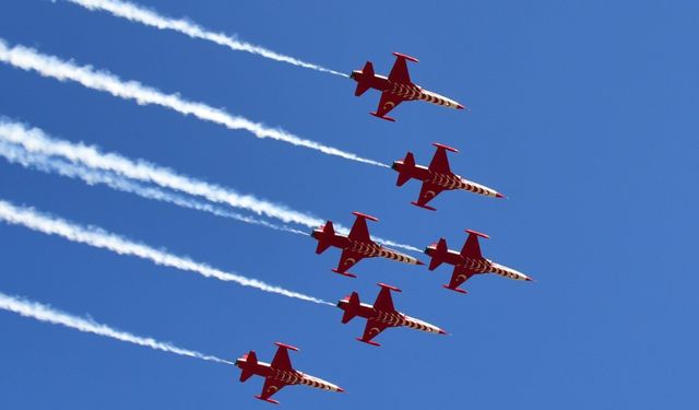 Türk Yıldızları Nefes Kesti