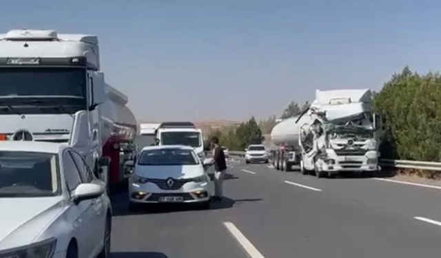 Şanlıurfa-Gaziantep Otoyolu Savaş Alanına Döndü!