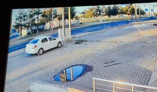 Freni Boşalan Tır Ortalığı Savaş Alanına Çevirdi