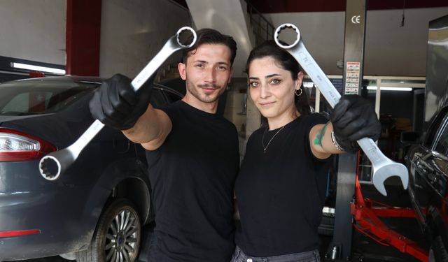 Eşiyle Başladı, Ustalığa Ulaştı