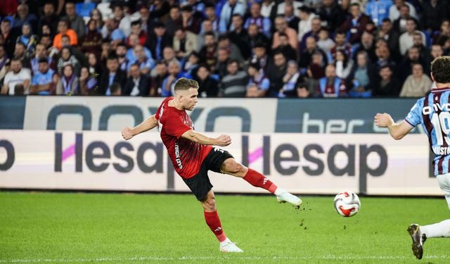 Portekizli Oyuncudan Unutulmaz Gol!