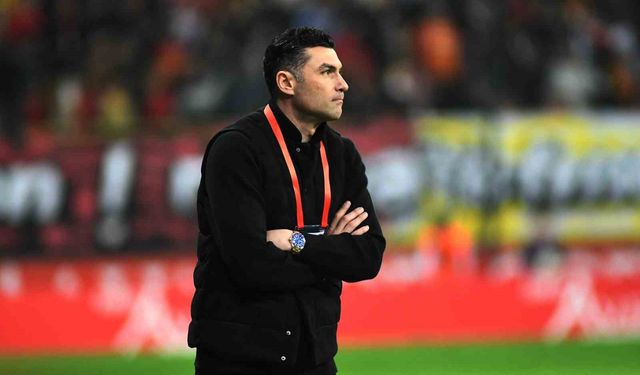 Burak Yılmaz’a Canlı Yayında Sürpriz Mesaj