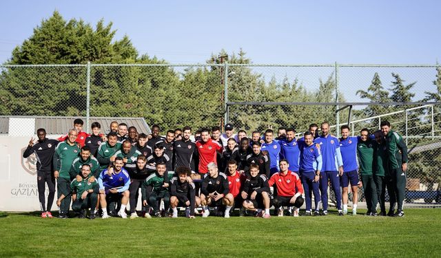 Arda Kızıldağ’a Sürpriz Kutlama