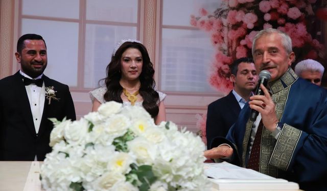 Siyaset ve İş Dünyası Bu Nikâhta Buluştu