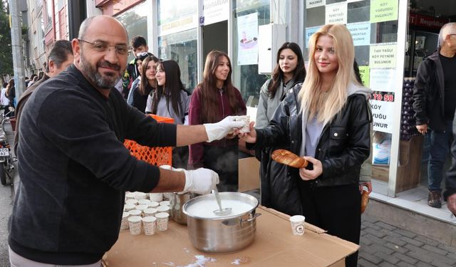 Bir Bardak Süt, Yüzlerce Gülümseme
