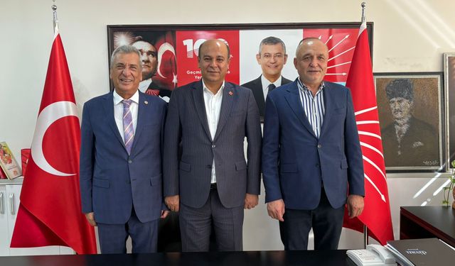 CHP Milletvekillerinden Vakkas Acar’a Hayırlı Olsun Ziyareti