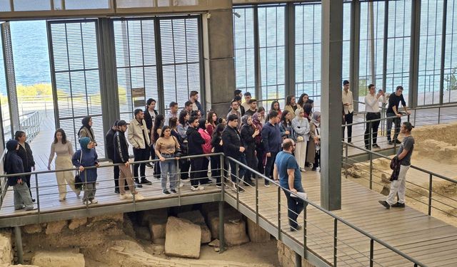 Öğrenciler Tarihi Kenti İnceledi