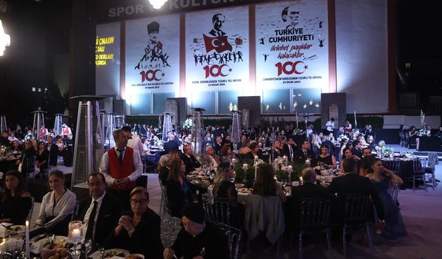 Gaziantep'te 25 Yıllık Başarı Kutlandı!