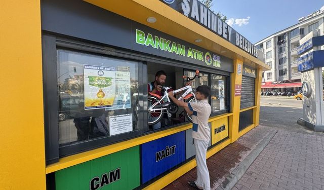 Şahinbey’de Atıklar Hediyeye Dönüşüyor