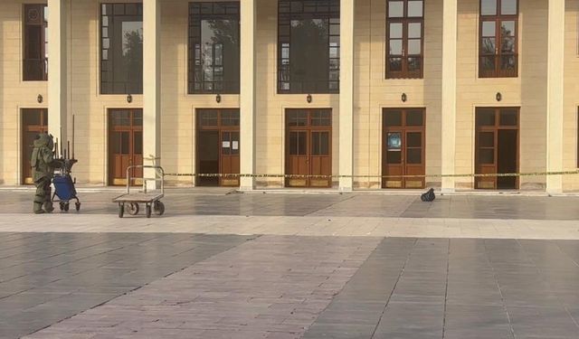 Gar Meydanı’nda Şüpheli Çanta Paniği