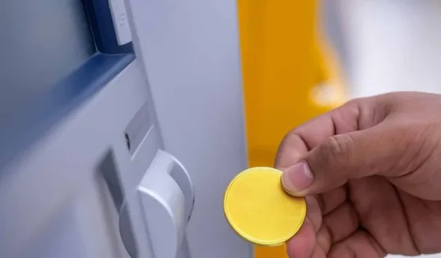 30 dakikada altını paraya çeviren ATM