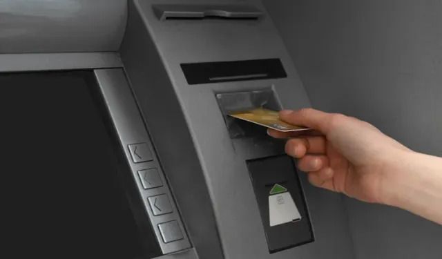 ATM’lerde Yeni Dolandırıcılık Yöntemi