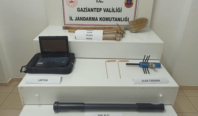 Define Avcıları Kıskıvrak Yakalandı