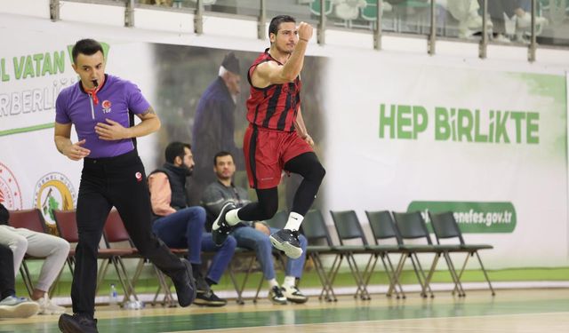 Gaziantep Basketbol, kritik galibiyet aldı