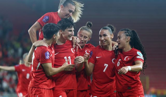 Kadın A Millî Takım, Hazırlıklarını Sürdürüyor