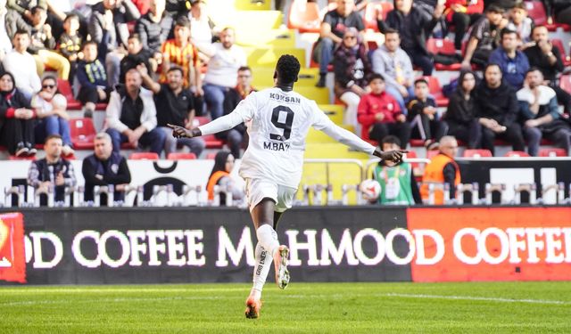 Gaziantep FK'da İki Gol Bir Yıldız