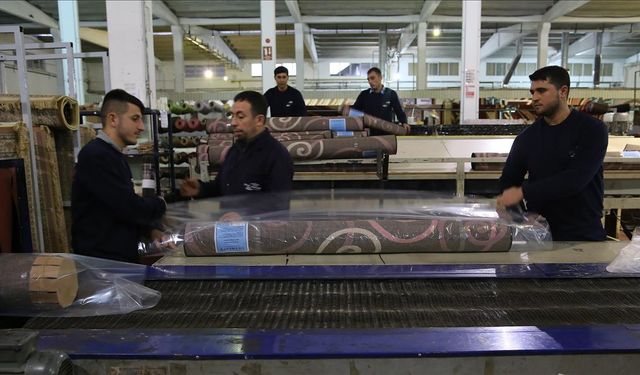 İşçilerin Endişeli Bekleyişi Sürüyor