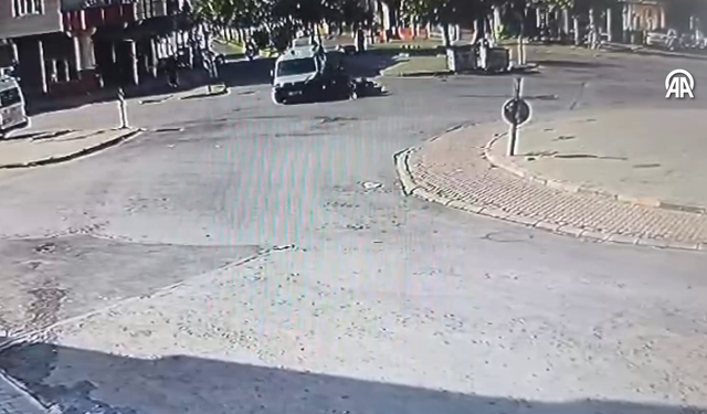 Motosiklet Kazası Kameraya Yansıdı