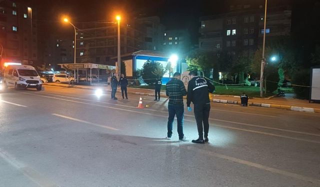 Sokak Ortasında Silahlı Çatışma