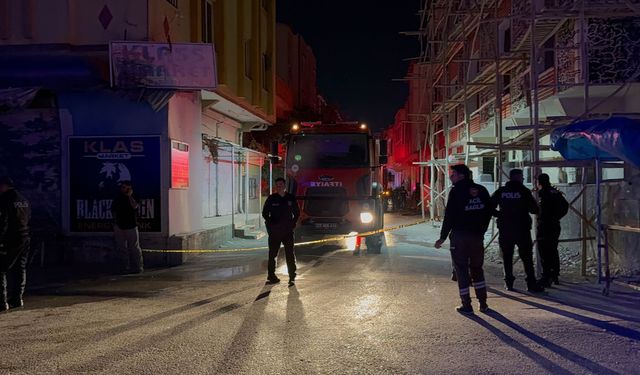 4 Katlı Bina Küle Döndü