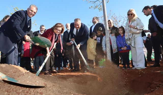 YEŞİLANTEP Projesiyle 120 Fidan Toprakla Buluştu