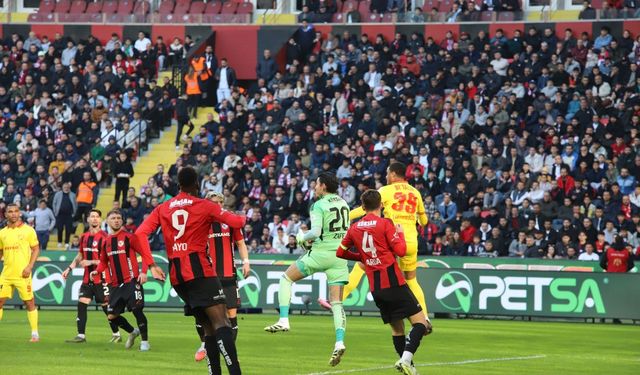 Gaziantep FK Göztepe ile Golsüz Berabere Kaldı