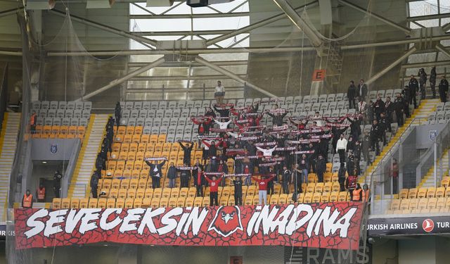 Gaziantep FK Taraftarı Yıkıldı