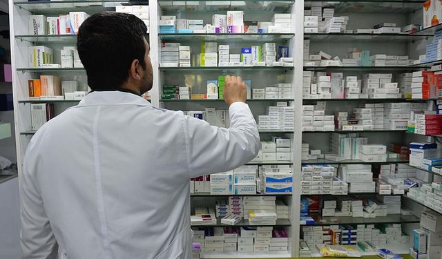 İlaç Krizi Derinleşiyor: Hastalar Tedavisiz, Eczacılar Çaresiz