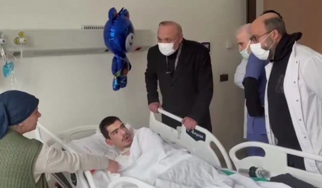 Meriç'ten Şehir Hastanesi’nde Yeni Yıl Ziyareti