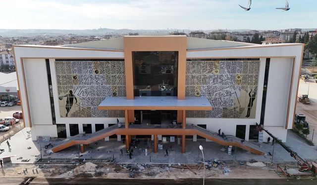 Kamil Ocak Spor Salonu Açılıyor