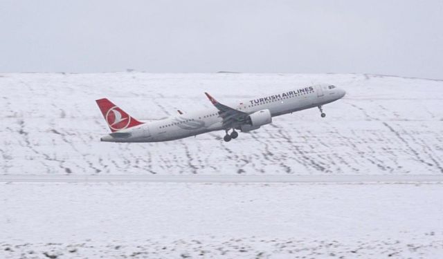 Gaziantep uçuşlarına kar engeli