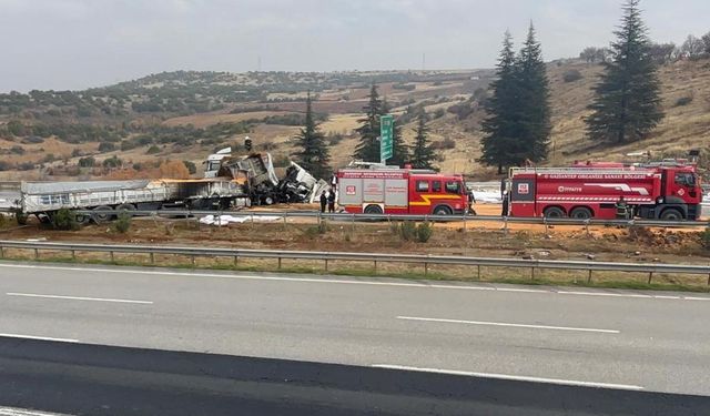 Batı Gişelerinde Kaza: Yol Saatler Sonra Açıldı