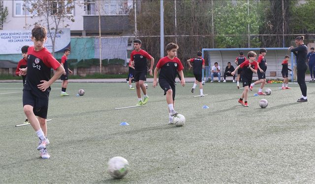 Gaziantep’te Minikler Futbol Ligi Başlıyor