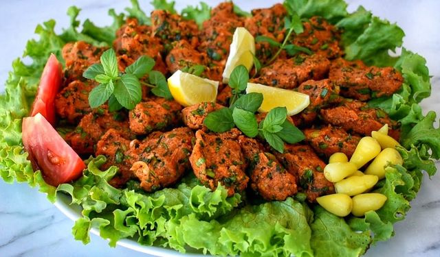 Gaziantep Usulü Yağlı Köfte Nasıl Yapılır?