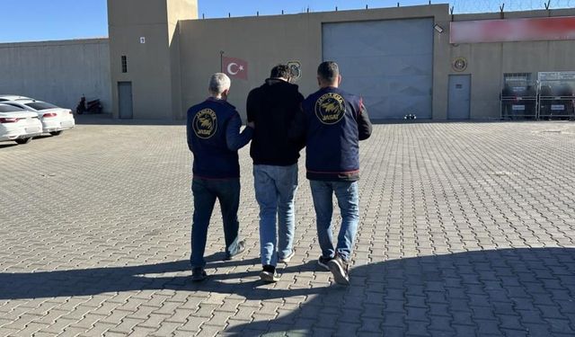 10 Yıldır Aranan Firari Jandarmadan Kaçamadı