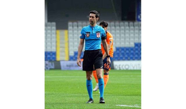 Tribünler Hazır, Hakemler Belli