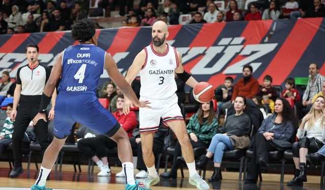 Dev Adamlar yeni yıla süper başladı!